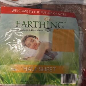 Earth Half Sheet - Cream